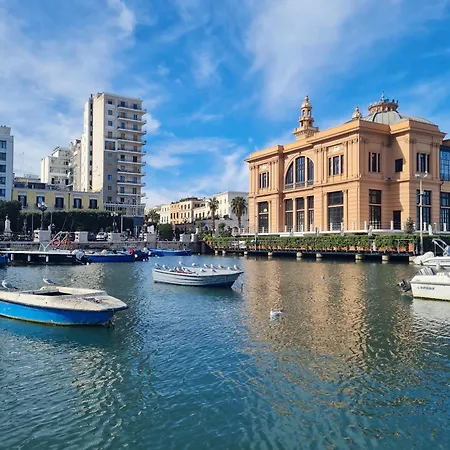 Apartment Casa Chloe - Vicino Al Porto E Basilica San Nicola Bari