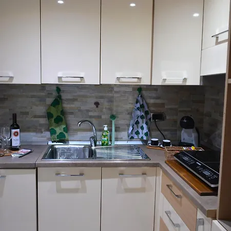 Casa Chloe - Vicino Al Porto E Basilica San Nicola * בארי